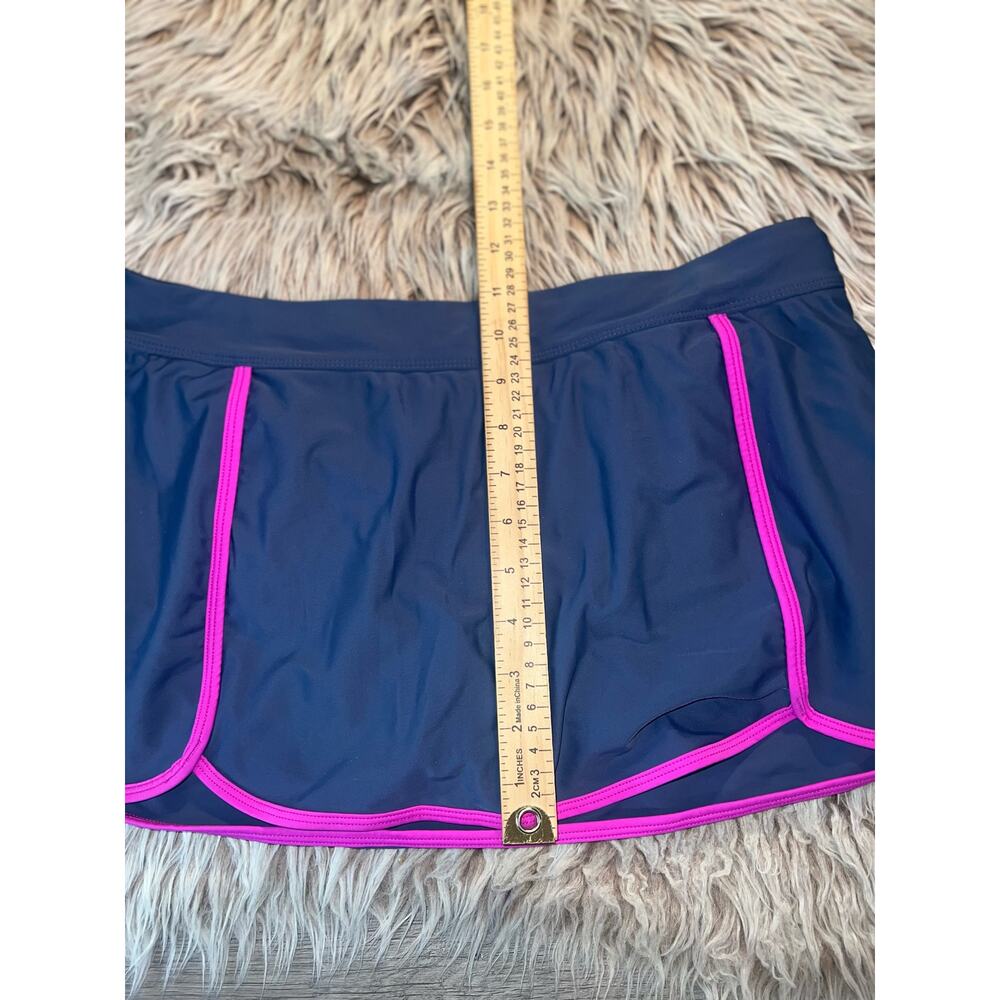 Free country women’s blue & pink athletic short - Picture 4 of 9